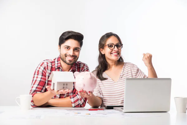 Indian couple planning SIP investment – sip for beginners india featured image